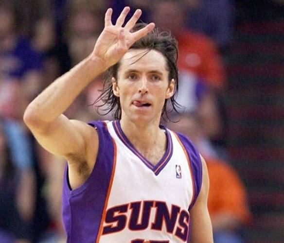 布克：两届MVP纳什能够全面提升球队  他可是这项运动的顶尖高手