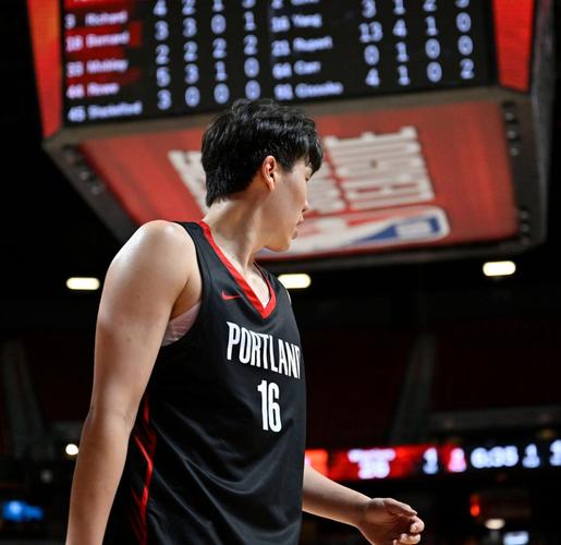 杨瀚森：我看的首场NBA是2016骑勇抢七 当时我才10岁感觉很无聊