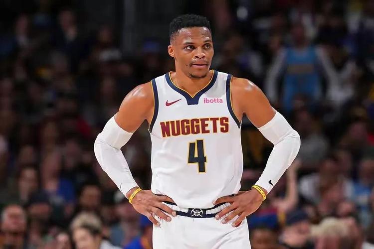 比之威少如何？KD谈阿门：我认为我们从未见过这种类型的运动能力