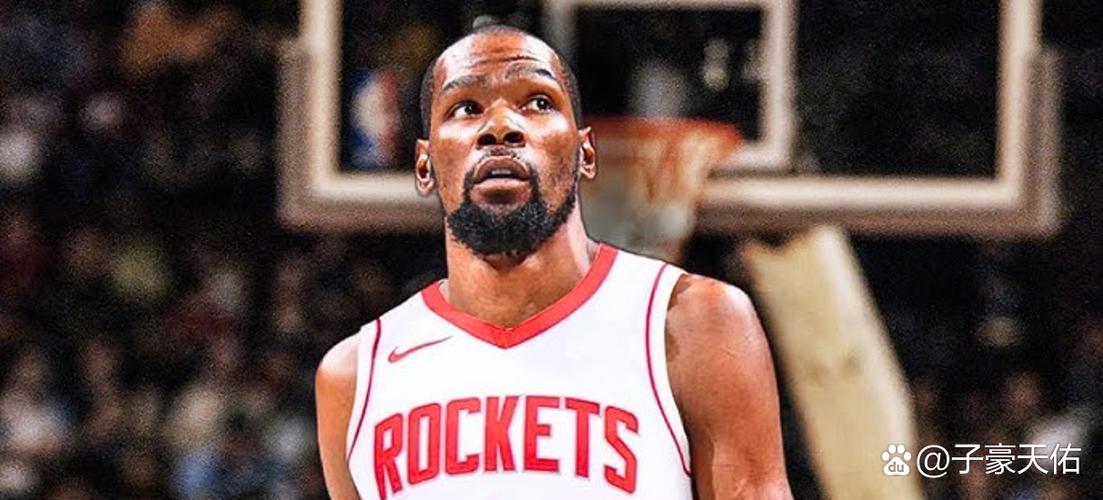 富贵险中求~火箭训练：阿门单打杜兰特 面对长臂干扰单手打板命中