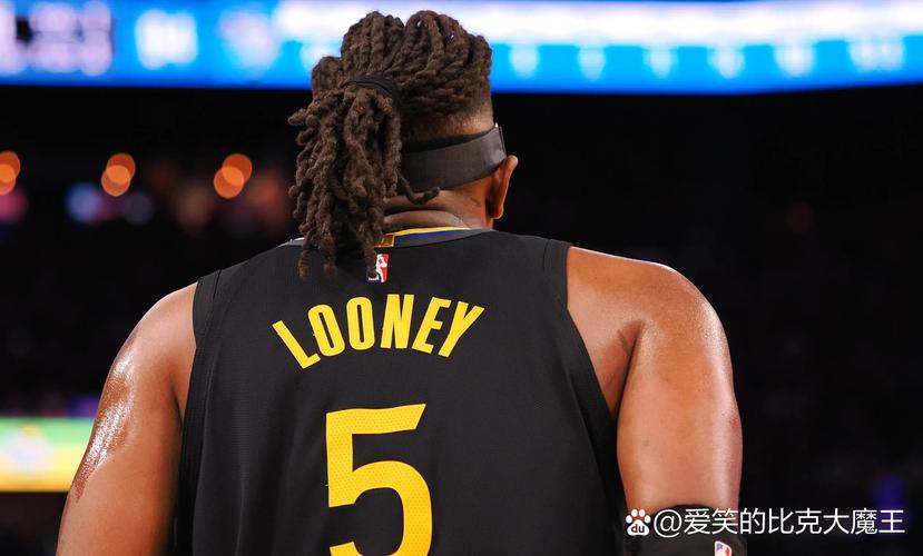 伊森：狄龙的特质在于善于用脑子打球 我要努力向他学习