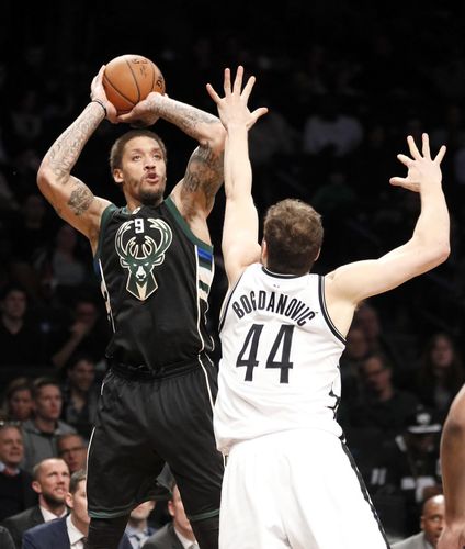 全场9中7得17分7板！小南斯：亨特打得像莱昂纳德是得分机器