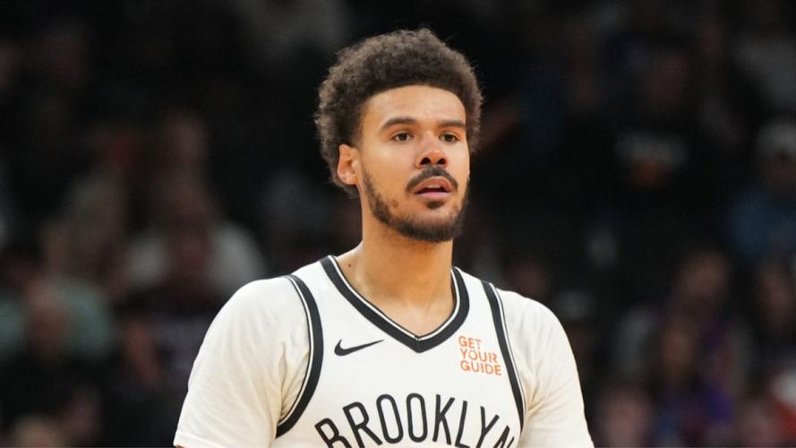 卡梅隆-约翰逊谈打四号位:我没问题 现在已经不怎么分位置了