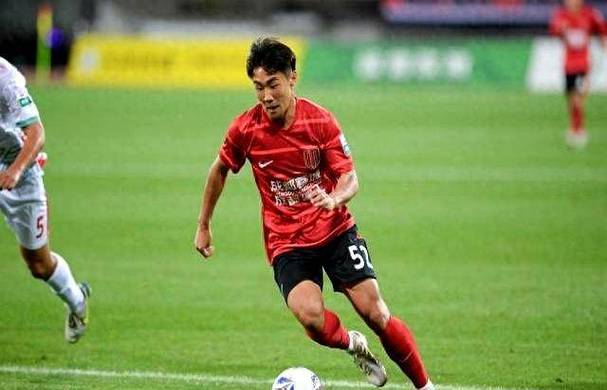 马德兴谈国少:浮嶋敏首次启用“双高”战术 轻敌被印度反击破门