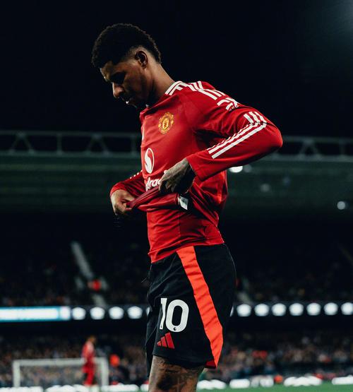 拉什福德谈索尔斯克亚:曼联在他带领下踢出漂亮足球,我喜欢他