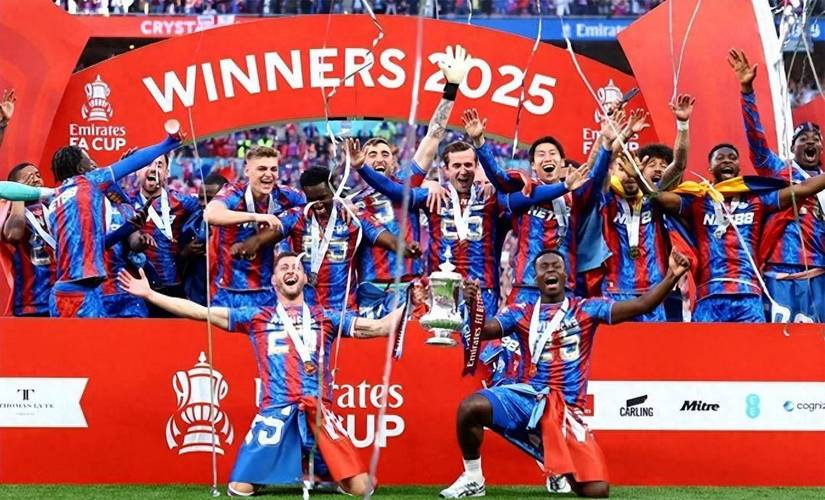 斯洛特:英超被水晶宫绝杀不理想;我还没有决定本场联赛杯阵容